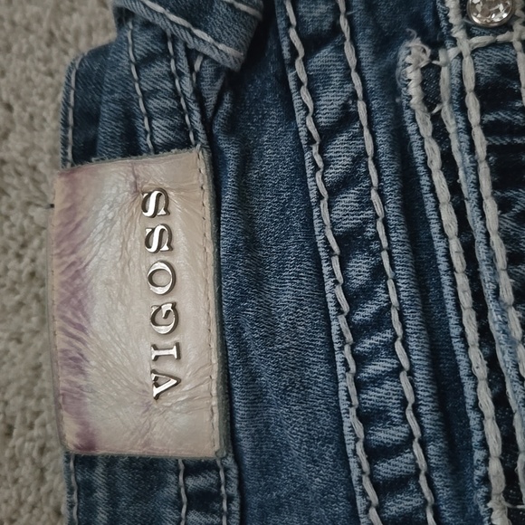 Jeans - Picture 3 of 9